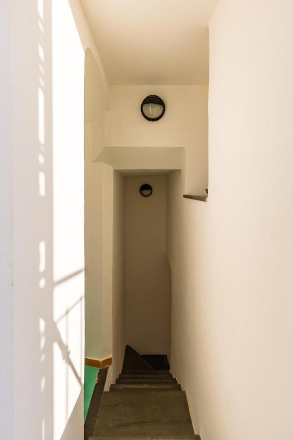 Villa Paola - Hidden Panoramic Garden And Terraces By Napoliapartments Bagian luar foto