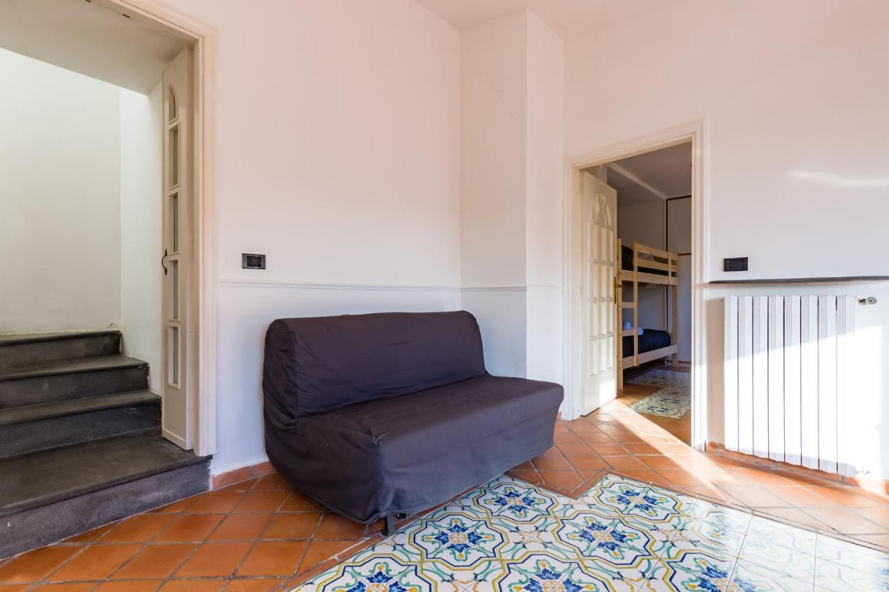 Villa Paola - Hidden Panoramic Garden And Terraces By Napoliapartments Bagian luar foto