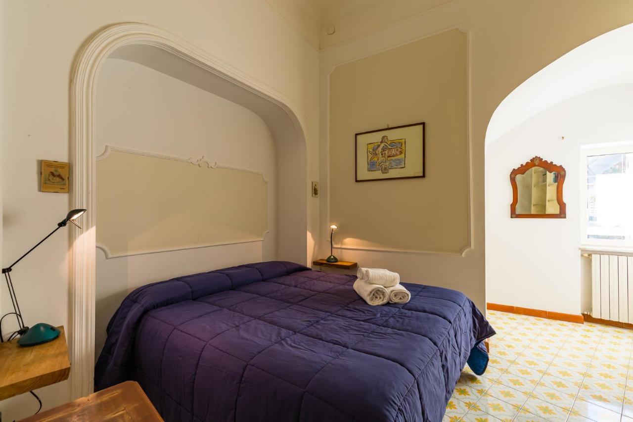 Villa Paola - Hidden Panoramic Garden And Terraces By Napoliapartments Bagian luar foto