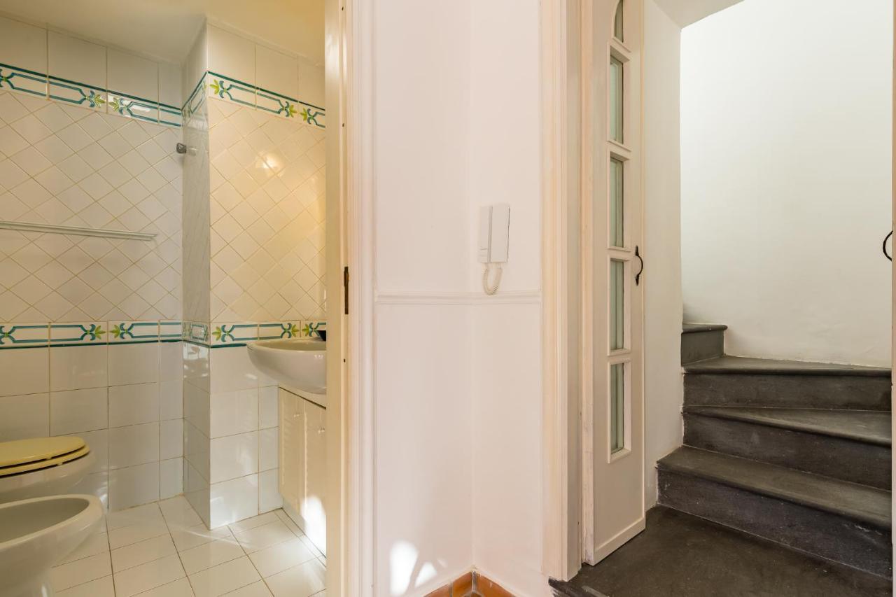 Villa Paola - Hidden Panoramic Garden And Terraces By Napoliapartments Bagian luar foto