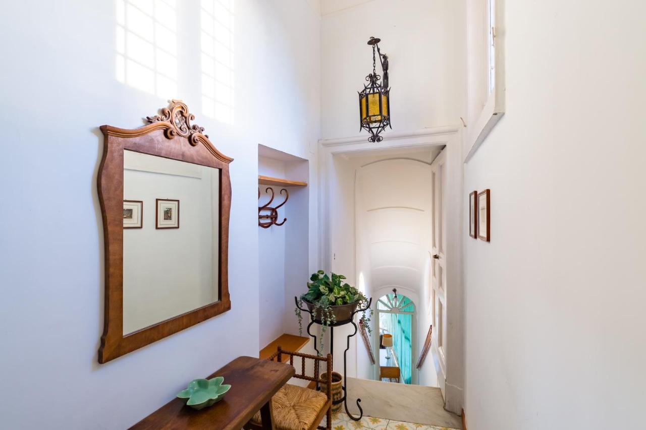 Villa Paola - Hidden Panoramic Garden And Terraces By Napoliapartments Bagian luar foto