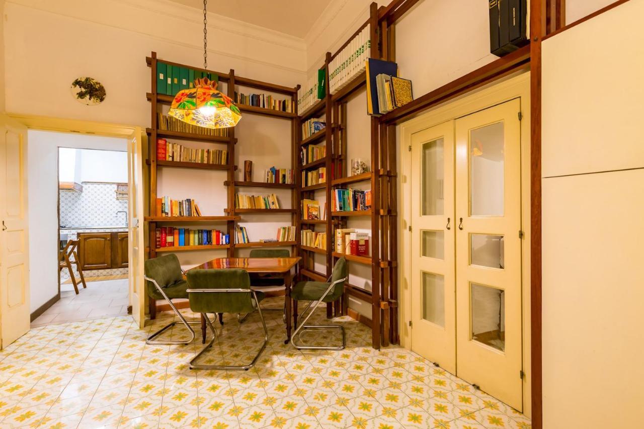 Villa Paola - Hidden Panoramic Garden And Terraces By Napoliapartments Bagian luar foto
