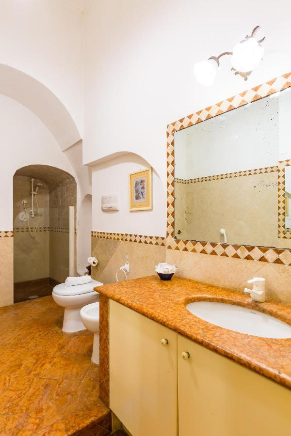 Villa Paola - Hidden Panoramic Garden And Terraces By Napoliapartments Bagian luar foto