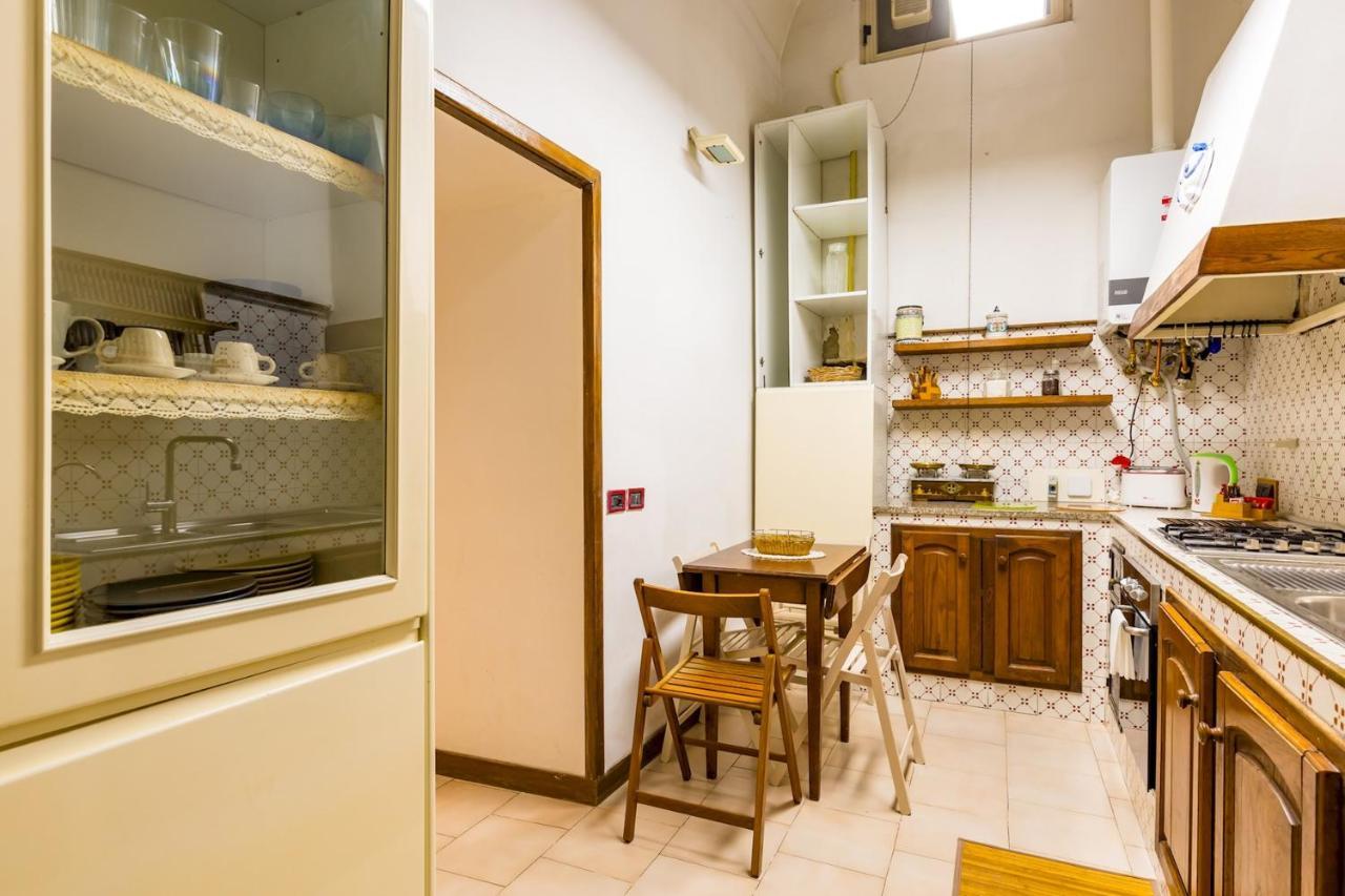 Villa Paola - Hidden Panoramic Garden And Terraces By Napoliapartments Bagian luar foto